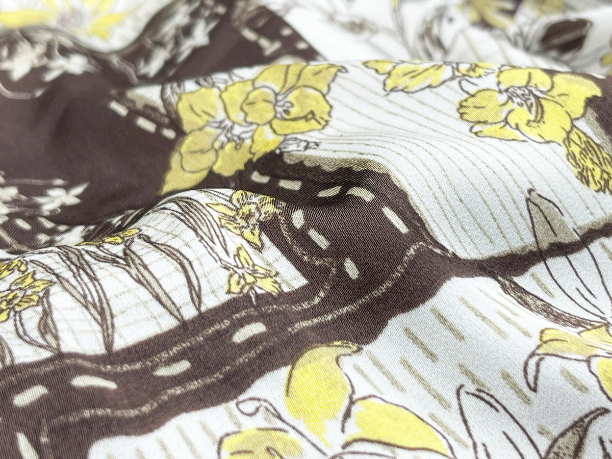 Uses full sublimation printing for seamless, vivid floral coverage.